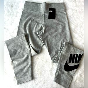 Nike leggings